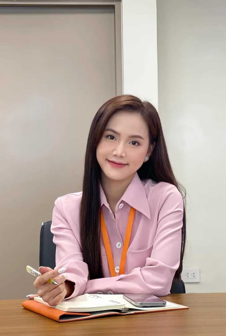 Lỡ hẹn với ngày xanh: Truyền cảm hứng cống hiến tới người trẻ - Ảnh 2. Lỡ hẹn với ngày xanh: Truyền cảm hứng cống hiến tới người trẻ - Ảnh 2.