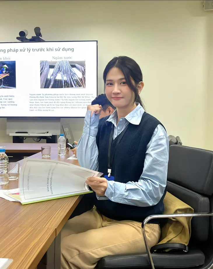 Lỡ hẹn với ngày xanh: Truyền cảm hứng cống hiến tới người trẻ - Ảnh 1. Lỡ hẹn với ngày xanh: Truyền cảm hứng cống hiến tới người trẻ - Ảnh 1.