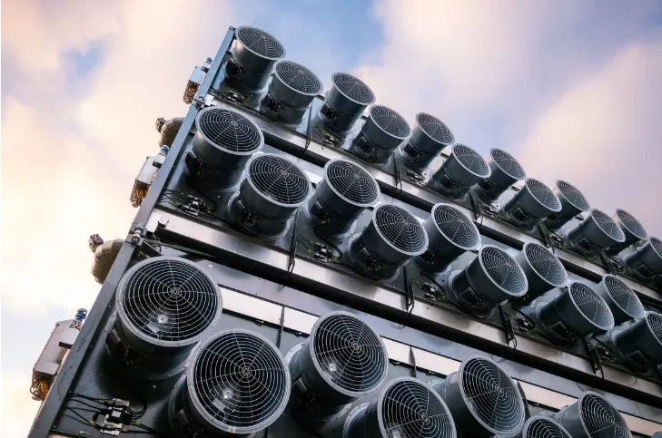 Nhà máy hút CO2 lớn nhất thế giới đi vào hoạt động - Ảnh 1. Nhà máy hút CO2 lớn nhất thế giới đi vào hoạt động - Ảnh 1.