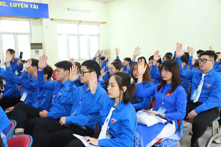 Phường Vạn Phúc tổ chức thành công Đại hội đại biểu Hội Liên hiệp Thanh niên Việt Nam phường lần thứ VI - Ảnh 10. Phường Vạn Phúc tổ chức thành công Đại hội đại biểu Hội Liên hiệp Thanh niên Việt Nam phường lần thứ VI - Ảnh 10.