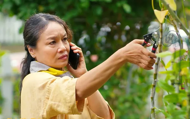 Những bà mẹ ấn tượng của phim giờ vàng - Ảnh 7. Những bà mẹ ấn tượng của phim giờ vàng - Ảnh 7.
