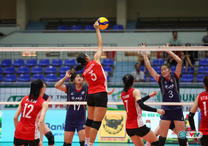 BCTT Trường Tươi Bình Phước ngược dòng kịch tính trước Tứ Xuyên (Trung Quốc) | Giải bóng chuyền cúp VTV9 - Bình Điền - Ảnh 2. BCTT Trường Tươi Bình Phước ngược dòng kịch tính trước Tứ Xuyên (Trung Quốc) | Giải bóng chuyền cúp VTV9 - Bình Điền - Ảnh 2.