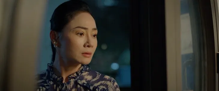 Lỡ hẹn với ngày xanh - Tập 39: Duyên bàng hoàng nghe bà Thu Lê tự nhận là mẹ ruột của mình - Ảnh 12. Lỡ hẹn với ngày xanh - Tập 39: Duyên bàng hoàng nghe bà Thu Lê tự nhận là mẹ ruột của mình - Ảnh 12.