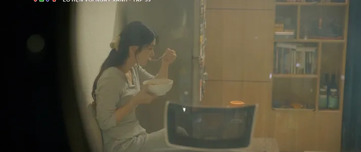 Lỡ hẹn với ngày xanh - Tập 39: Duyên bàng hoàng nghe bà Thu Lê tự nhận là mẹ ruột của mình - Ảnh 13. Lỡ hẹn với ngày xanh - Tập 39: Duyên bàng hoàng nghe bà Thu Lê tự nhận là mẹ ruột của mình - Ảnh 13.