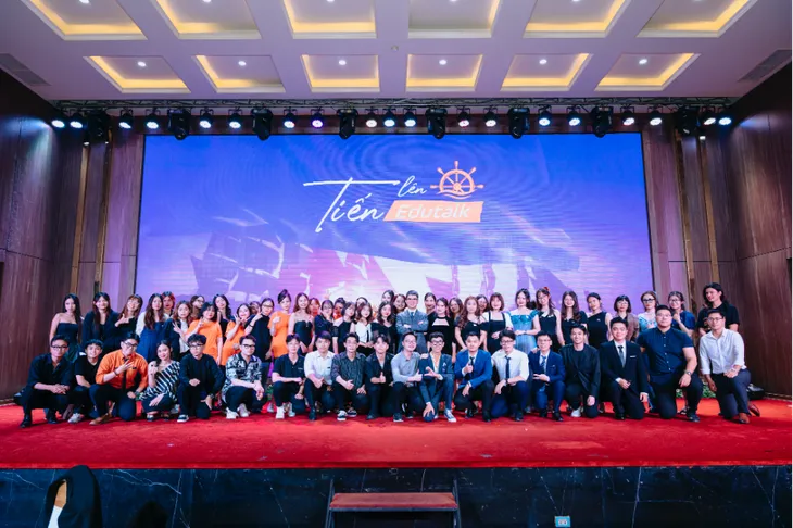 Tận dụng sức trẻ để nghĩ lớn làm lớn - Ảnh 2. Tận dụng sức trẻ để nghĩ lớn làm lớn - Ảnh 2.