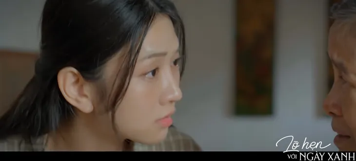 Lỡ hẹn với ngày xanh - Tập 41: Giang tủi thân phát hiện mình bị trao nhầm với Duyên lúc lọt lòng - Ảnh 3. Lỡ hẹn với ngày xanh - Tập 41: Giang tủi thân phát hiện mình bị trao nhầm với Duyên lúc lọt lòng - Ảnh 3.