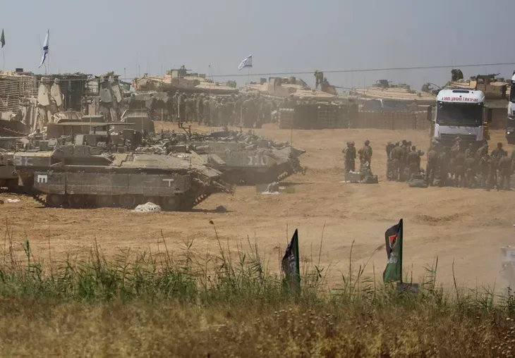 Xe tăng Israel đã tiến vào trung tâm Rafah - Ảnh 1. Xe tăng Israel đã tiến vào trung tâm Rafah - Ảnh 1.