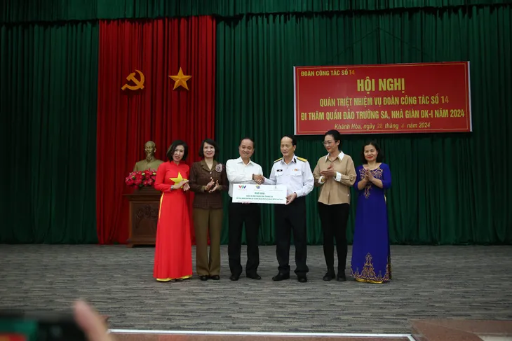 Những nỗ lực cho Trường Sa xanh - Ảnh 6. Những nỗ lực cho Trường Sa xanh - Ảnh 6.