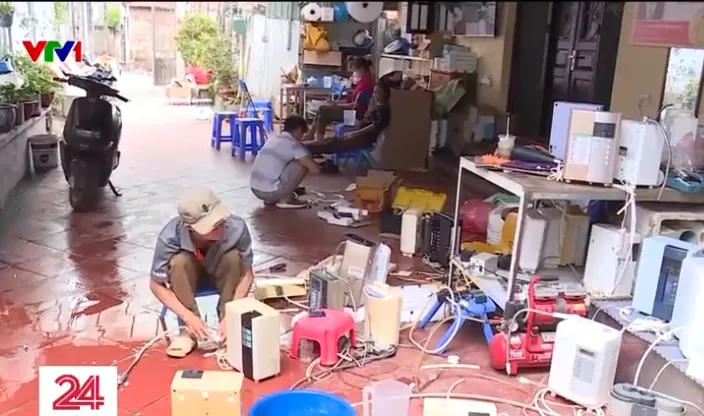 Cận cảnh quy trình cải tiến máy tạo nước thần chữa bách bệnh - Ảnh 1. Cận cảnh quy trình cải tiến máy tạo nước thần chữa bách bệnh - Ảnh 1.