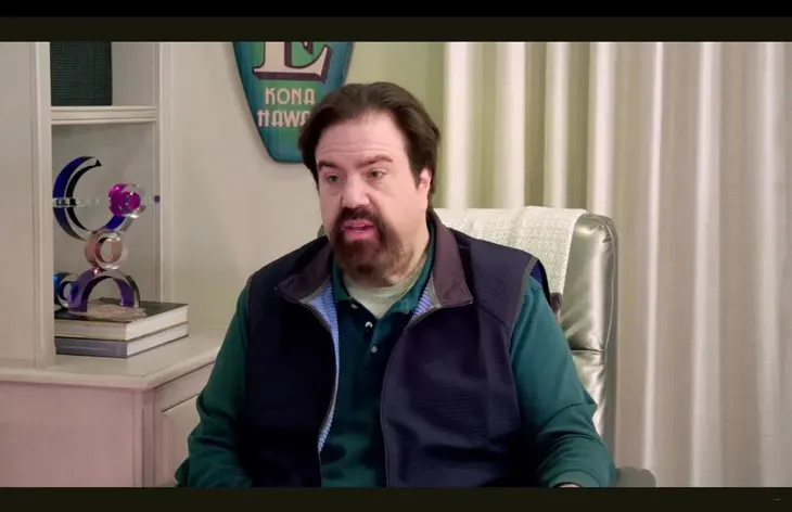 Dan Schneider kiện ekip làm phim Quiet on Set đã làm tổn hại danh tiếng của ông - Ảnh 1. Dan Schneider kiện ekip làm phim Quiet on Set đã làm tổn hại danh tiếng của ông - Ảnh 1.