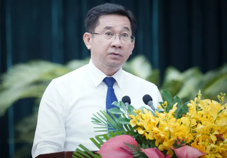 TP Hồ Chí Minh có 2 tân Phó Chủ tịch UBND - Ảnh 3. TP Hồ Chí Minh có 2 tân Phó Chủ tịch UBND - Ảnh 3.