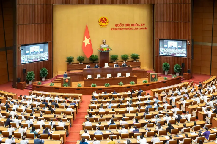Miễn nhiệm chức vụ Chủ tịch Quốc hội với ông Vương Đình Huệ - Ảnh 1. Miễn nhiệm chức vụ Chủ tịch Quốc hội với ông Vương Đình Huệ - Ảnh 1.