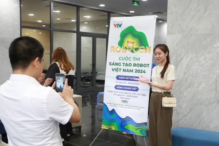 64 đội tuyển tham gia vòng sơ tuyển Robocon Việt Nam 2024 - Ảnh 23. 64 đội tuyển tham gia vòng sơ tuyển Robocon Việt Nam 2024 - Ảnh 23.
