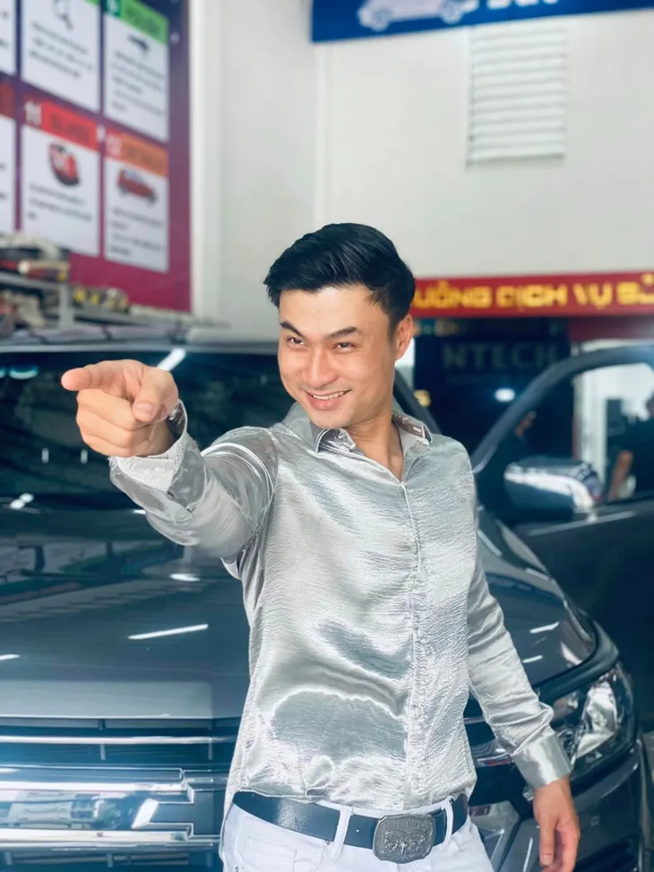 Vẻ đẹp nam tính của diễn viên chuyên trị vai giang hồ Duy Hưng - Ảnh 9. Vẻ đẹp nam tính của diễn viên chuyên trị vai giang hồ Duy Hưng - Ảnh 9.