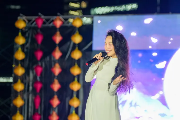 Nghệ thuật truyền thống Việt Nam tỏa sáng trên sân khấu Nhật Bản - Ảnh 11. Nghệ thuật truyền thống Việt Nam tỏa sáng trên sân khấu Nhật Bản - Ảnh 11.
