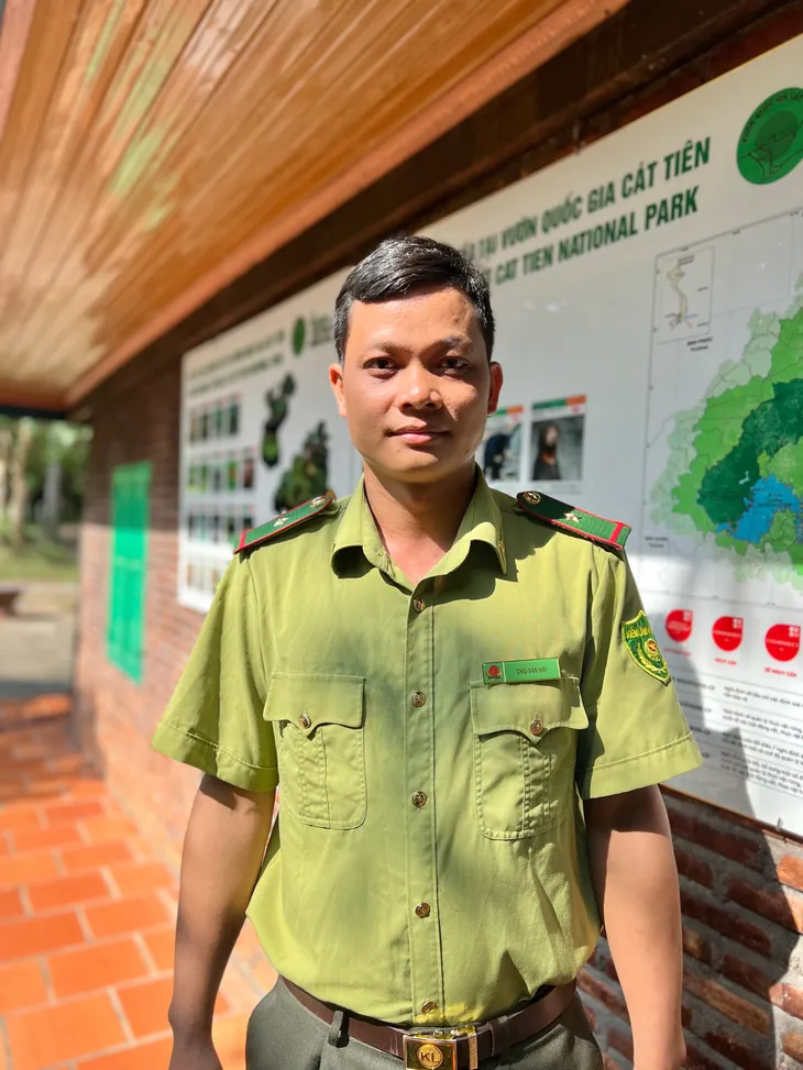 Kiểm lâm Việt Nam: Những người lính thầm lặng “chữa lành” rừng xanh - Ảnh 5. Kiểm lâm Việt Nam: Những người lính thầm lặng “chữa lành” rừng xanh - Ảnh 5.