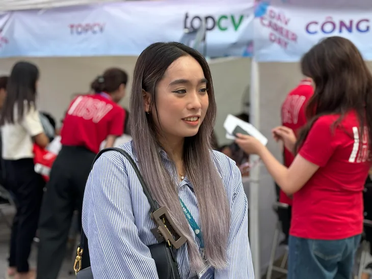 Ngày hội việc làm mang cơ hội nghề nghiệp cho gần 400 sinh viên tại Hà Nội - Ảnh 3. Ngày hội việc làm mang cơ hội nghề nghiệp cho gần 400 sinh viên tại Hà Nội - Ảnh 3.