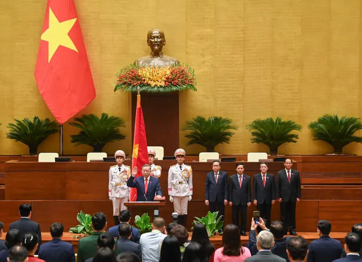 VIDEO: Tân Chủ tịch nước Tô Lâm tuyên thệ nhậm chức - Ảnh 1. VIDEO: Tân Chủ tịch nước Tô Lâm tuyên thệ nhậm chức - Ảnh 1.