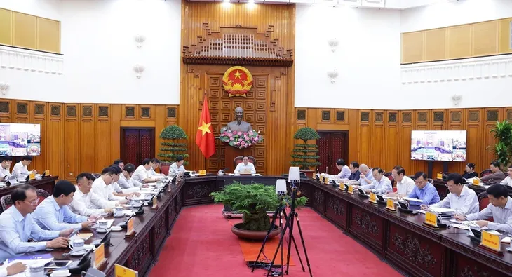 Thủ tướng yêu cầu khánh thành đường dây 500 kV mạch 3 trước ngày 30/6 - Ảnh 1. Thủ tướng yêu cầu khánh thành đường dây 500 kV mạch 3 trước ngày 30/6 - Ảnh 1.
