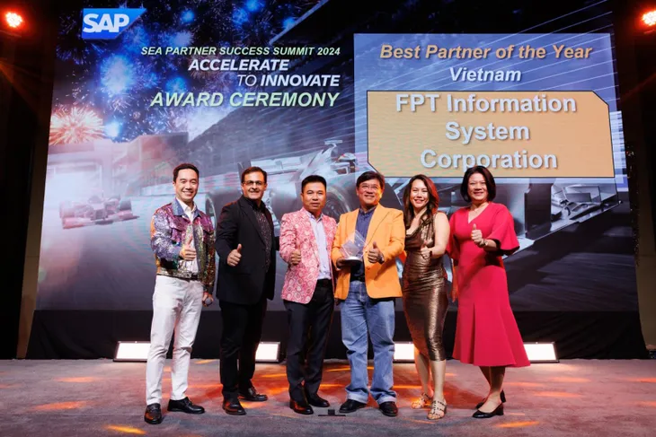 FPT IS được vinh danh đối tác tốt nhất của SAP - Ảnh 1. FPT IS được vinh danh đối tác tốt nhất của SAP - Ảnh 1.