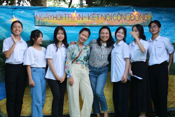 Lớp học Núi Tượng: Trao quyền để chắp cánh ước mơ cho trẻ em nông thôn - Ảnh 8. Lớp học Núi Tượng: Trao quyền để chắp cánh ước mơ cho trẻ em nông thôn - Ảnh 8.
