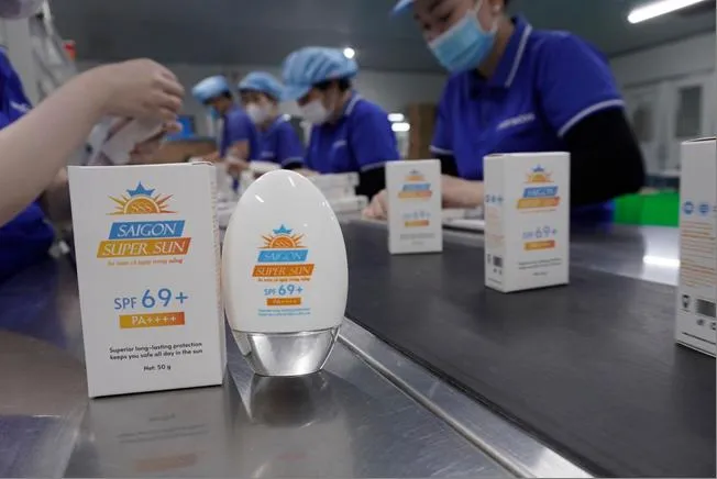 Ra mắt 6 sản phẩm dưỡng da, chống nắng chất lượng cao sản xuất tại Việt Nam - Ảnh 4. Ra mắt 6 sản phẩm dưỡng da, chống nắng chất lượng cao sản xuất tại Việt Nam - Ảnh 4.