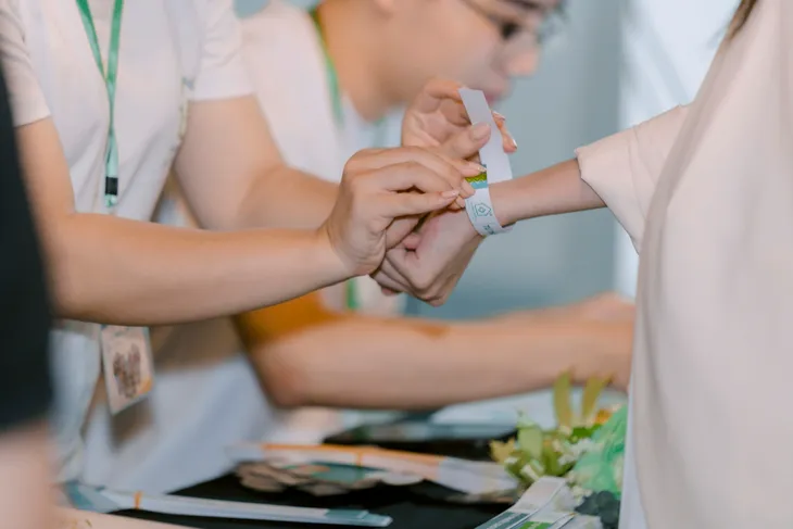 Ra mắt Dự án thiện nguyện Tủ thuốc cho em - Ngàn tủ thuốc, Triệu trái tim - Ảnh 4. Ra mắt Dự án thiện nguyện Tủ thuốc cho em - Ngàn tủ thuốc, Triệu trái tim - Ảnh 4.