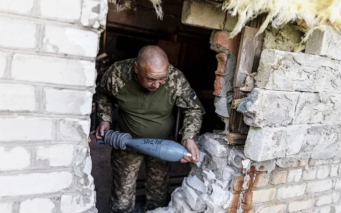 Nhiều tướng lĩnh Ukraine sẽ bị hạ cấp bậc để đưa ra tiền tuyến - Ảnh 1. Nhiều tướng lĩnh Ukraine sẽ bị hạ cấp bậc để đưa ra tiền tuyến - Ảnh 1.