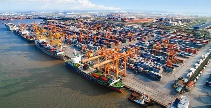 Cảng biển Việt Nam sẵn sàng đón tàu trọng tải lớn - Ảnh 2. Cảng biển Việt Nam sẵn sàng đón tàu trọng tải lớn - Ảnh 2.