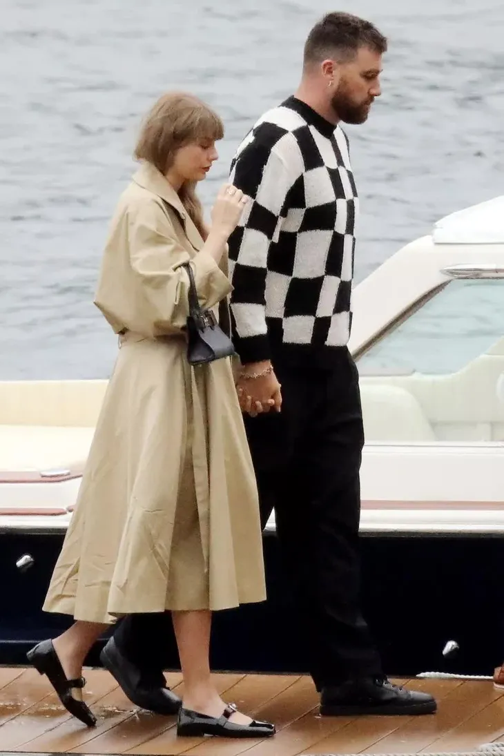 Taylor Swift lần đầu biểu diễn tại Bồ Đào Nha - Ảnh 2. Taylor Swift lần đầu biểu diễn tại Bồ Đào Nha - Ảnh 2.