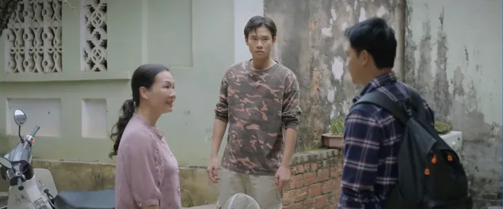 Những nẻo đường gần xa - Tập 5: Dũng nhận việc trên thành phố, Hùng cũng đi theo - Ảnh 6.