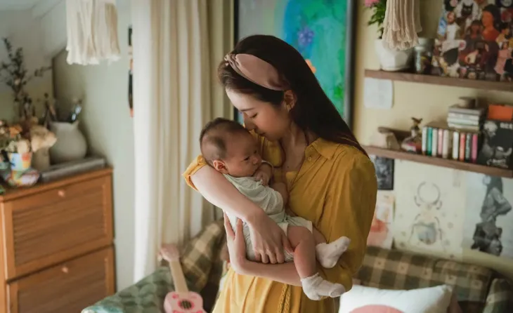 Nghịch lý Cbiz: Lưu Diệc Phi lên vai mẹ, Dương Mịch vẫn chuộng vai thiếu nữ mới lớn - Ảnh 3. Nghịch lý Cbiz: Lưu Diệc Phi lên vai mẹ, Dương Mịch vẫn chuộng vai thiếu nữ mới lớn - Ảnh 3.