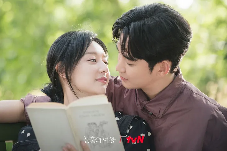 Loạt ảnh ngọt ngào kỷ niệm ngày cưới của cặp đôi Nữ hoàng nước mắt - Ảnh 9. Loạt ảnh ngọt ngào kỷ niệm ngày cưới của cặp đôi Nữ hoàng nước mắt - Ảnh 9.