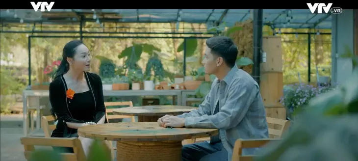 Lỡ hẹn với ngày xanh - Tập 33: Duyên không được sinh ra ở trạm xá Cao Sơn? - Ảnh 9. Lỡ hẹn với ngày xanh - Tập 33: Duyên không được sinh ra ở trạm xá Cao Sơn? - Ảnh 9.