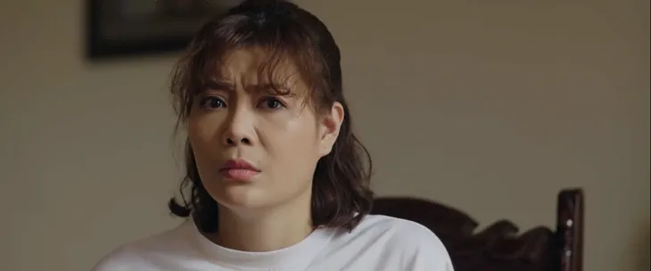 Người một nhà - Tập 12: Khanh dính bẫy lừa đảo online, Trí bị ông trùm để ý - Ảnh 1. Người một nhà - Tập 12: Khanh dính bẫy lừa đảo online, Trí bị ông trùm để ý - Ảnh 1.