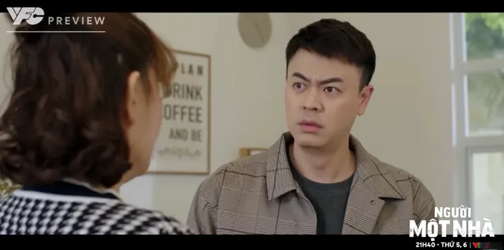 Người một nhà - Tập 19: Tuệ nổi giận vì vợ nhận tiền bán anh Trí - Ảnh 2.