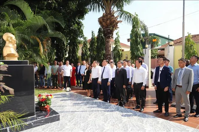 Thúc đẩy quan hệ đoàn kết, hữu nghị, hợp tác truyền thống Việt Nam - Angola - Ảnh 2. Thúc đẩy quan hệ đoàn kết, hữu nghị, hợp tác truyền thống Việt Nam - Angola - Ảnh 2.