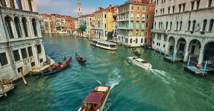 Phí vào cửa du lịch mới của Venice vừa có hiệu lực và những điều du khách cần biết - Ảnh 1. Phí vào cửa du lịch mới của Venice vừa có hiệu lực và những điều du khách cần biết - Ảnh 1.