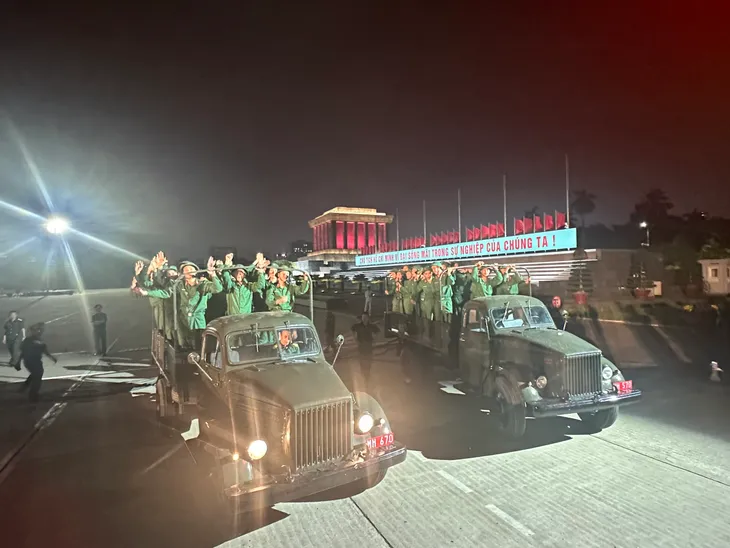 Cầu truyền hình Dưới lá cờ Quyết Thắng: 5 điểm cầu hăng say tập luyện - Ảnh 13. Cầu truyền hình Dưới lá cờ Quyết Thắng: 5 điểm cầu hăng say tập luyện - Ảnh 13.