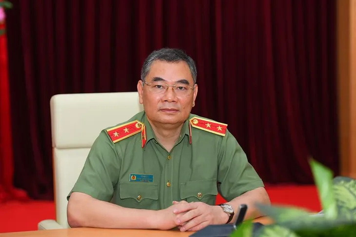 Bộ Công an cảnh báo người dân cảnh giác với lừa đảo đầu tư chứng khoán - Ảnh 1. Bộ Công an cảnh báo người dân cảnh giác với lừa đảo đầu tư chứng khoán - Ảnh 1.