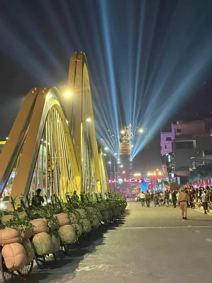 Điện Biên: Tổng duyệt cầu truyền hình “Dưới lá cờ Quyết thắng” - Ảnh 3. Điện Biên: Tổng duyệt cầu truyền hình “Dưới lá cờ Quyết thắng” - Ảnh 3.