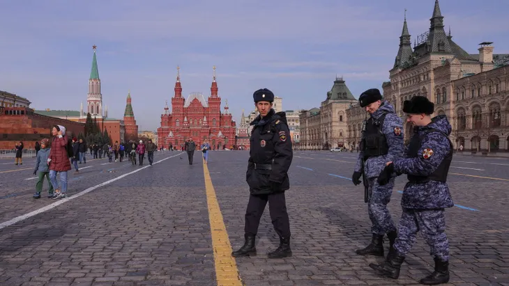 Thủ đô Moscow của Nga tăng cường hàng loạt biện pháp an ninh trước lễ kỷ niệm Ngày Chiến thắng 9/5 - Ảnh 1. Thủ đô Moscow của Nga tăng cường hàng loạt biện pháp an ninh trước lễ kỷ niệm Ngày Chiến thắng 9/5 - Ảnh 1.