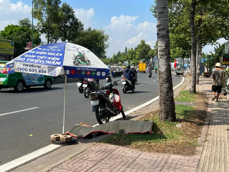 Điều tra nguyên nhân người đàn ông tử vong bất thường khi dừng bên đường - Ảnh 1.
