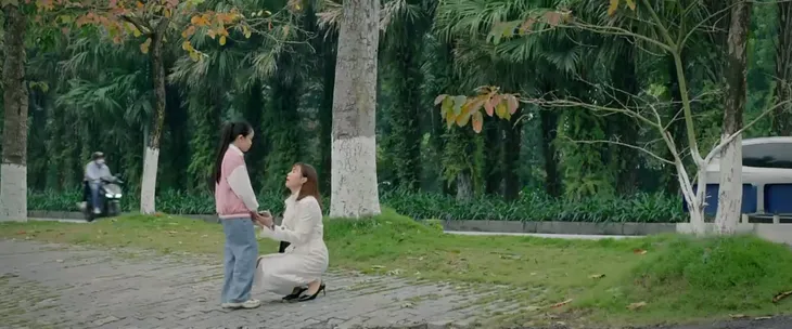 Trạm cứu hộ trái tim - Tập 25: Vũ tiếp tục cứu Hà, An Nhiên giở trò ép Nghĩa đăng ký kết hôn và bán công ty - Ảnh 8. Trạm cứu hộ trái tim - Tập 25: Vũ tiếp tục cứu Hà, An Nhiên giở trò ép Nghĩa đăng ký kết hôn và bán công ty - Ảnh 8.