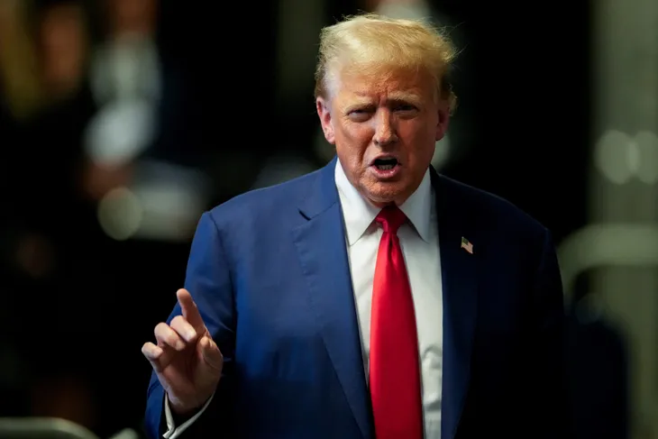 Thẩm phán cảnh báo ông Trump có thể phải ngồi tù vì vi phạm lệnh cấm phát ngôn - Ảnh 1. Thẩm phán cảnh báo ông Trump có thể phải ngồi tù vì vi phạm lệnh cấm phát ngôn - Ảnh 1.