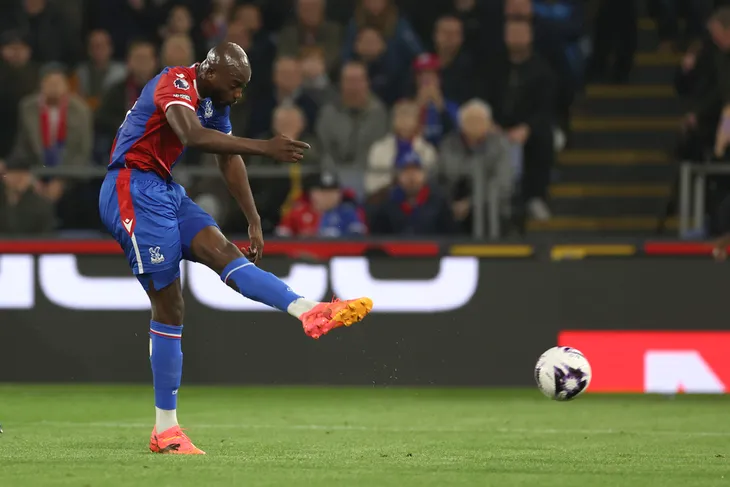 Manchester United thua sốc Crystal Palace [vulevan]- Ảnh 1.
