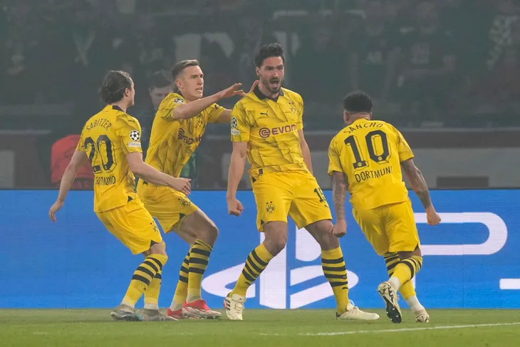 PSG đen đủi, Dortmund xuất sắc vào chung kết Champions League - Ảnh 1. PSG đen đủi, Dortmund xuất sắc vào chung kết Champions League - Ảnh 1.