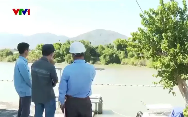 Đảm bảo nguồn nước sinh hoạt trước nguy cơ xâm nhập mặn - Ảnh 1. Đảm bảo nguồn nước sinh hoạt trước nguy cơ xâm nhập mặn - Ảnh 1.