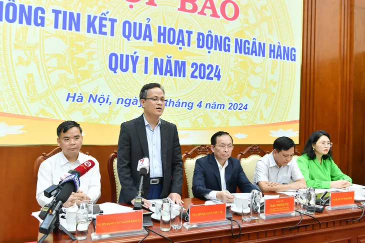 Sẵn sàng bật chế độ can thiệp ngoại tệ khi tỷ giá bất lợi - Ảnh 3. Sẵn sàng bật chế độ can thiệp ngoại tệ khi tỷ giá bất lợi - Ảnh 3.