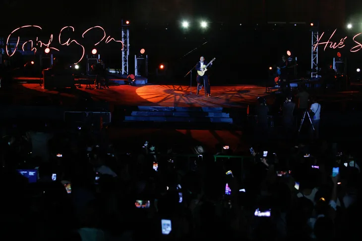 Festival Huế 2024 với chủ đề: “Di sản văn hóa với hội nhập và phát triển” - Ảnh 5. Festival Huế 2024 với chủ đề: “Di sản văn hóa với hội nhập và phát triển” - Ảnh 5.